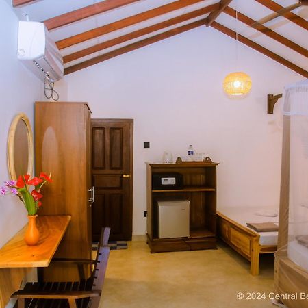 Central Beach Inn Mirissa Εξωτερικό φωτογραφία